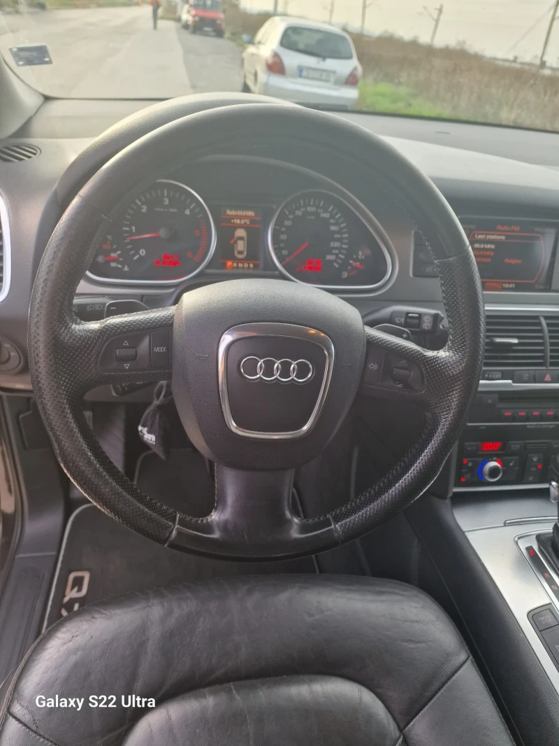 Audi Q7 3.0 TDI, снимка 3 - Автомобили и джипове - 49113523