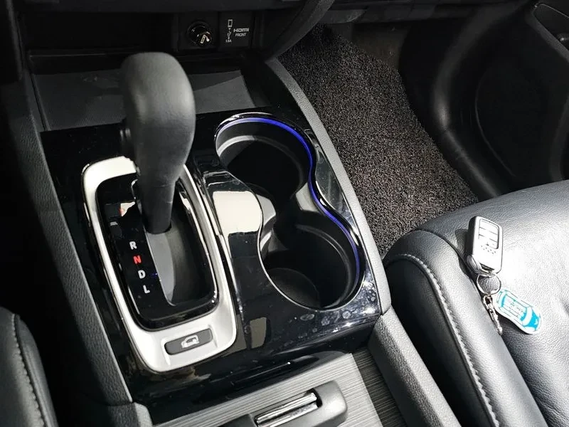 Honda Pilot 3.5 Бензин, снимка 8 - Автомобили и джипове - 55485259