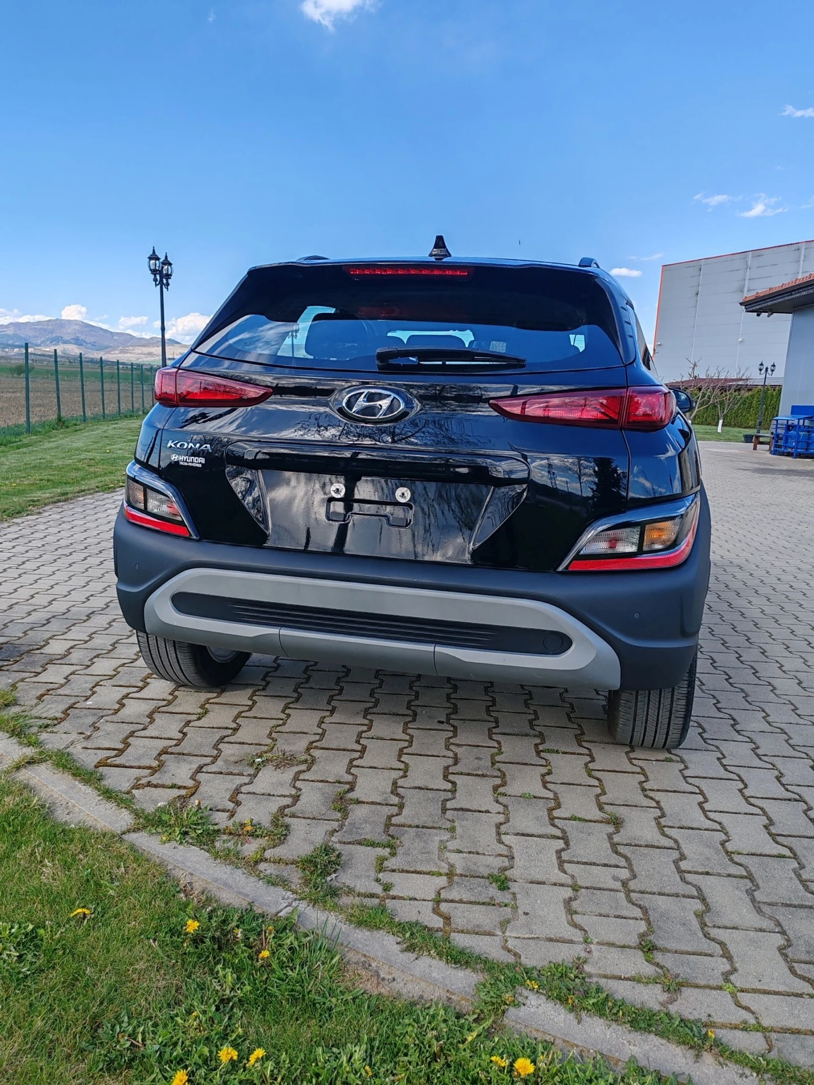 Hyundai Kona 2.0 - изображение 4