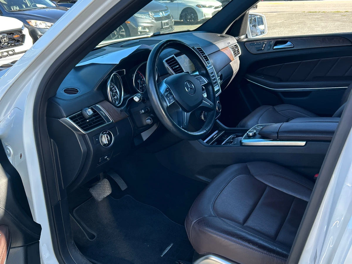 Mercedes-Benz GL 550 CARFAX* АВТОФИНАНСИРАНЕ БЕЗ ПЪРВОНАЧАЛНА ВНОСКА - изображение 6