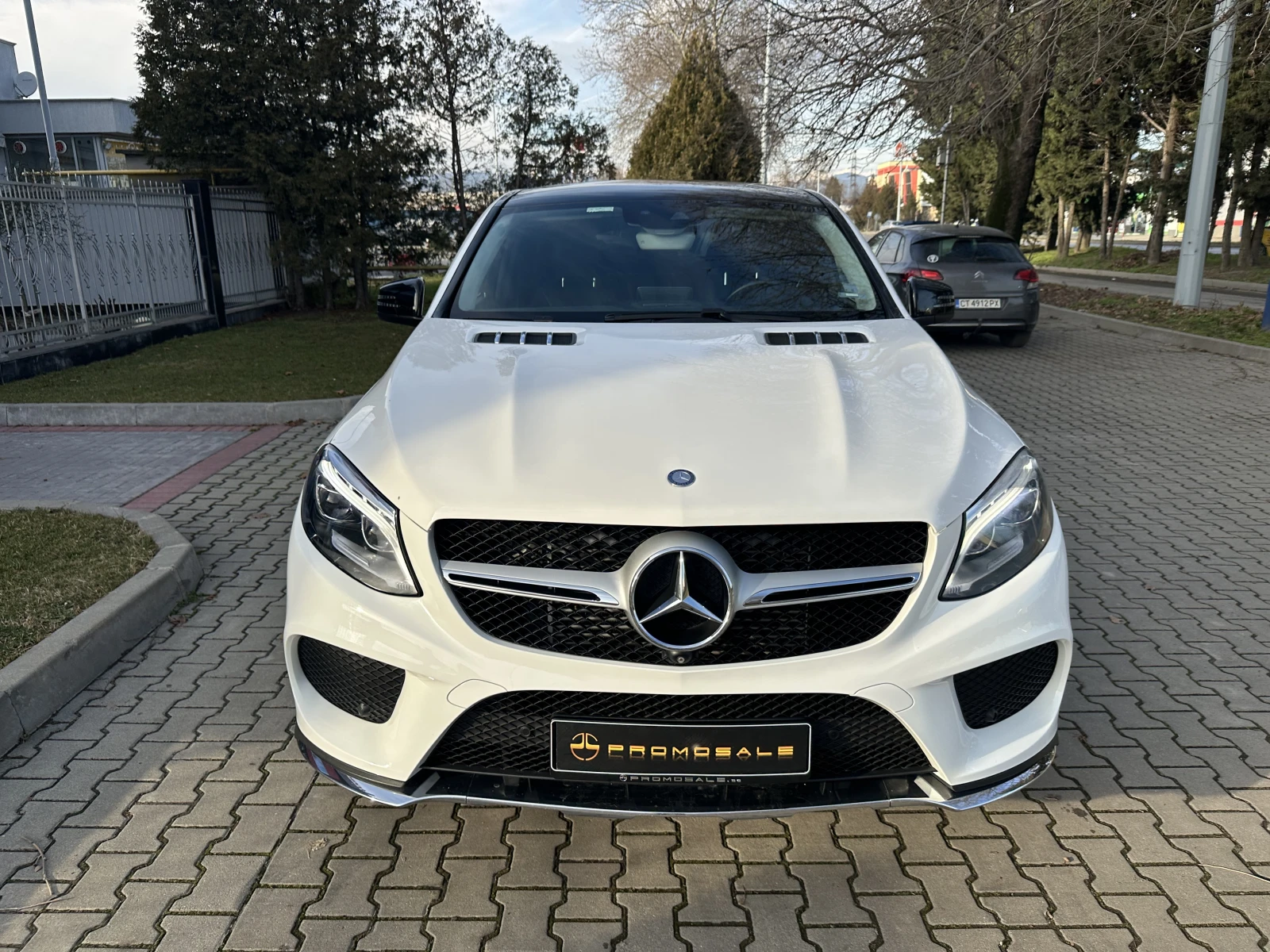 Mercedes-Benz GLE 350 d Cp. 4M AMG 360  Airmat Pano Harman TV - изображение 2