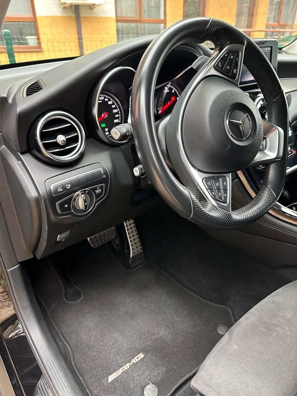 Mercedes-Benz GLC 250 4MATIC, Kam 360, Led, , снимка 8 - Автомобили и джипове - 53905785