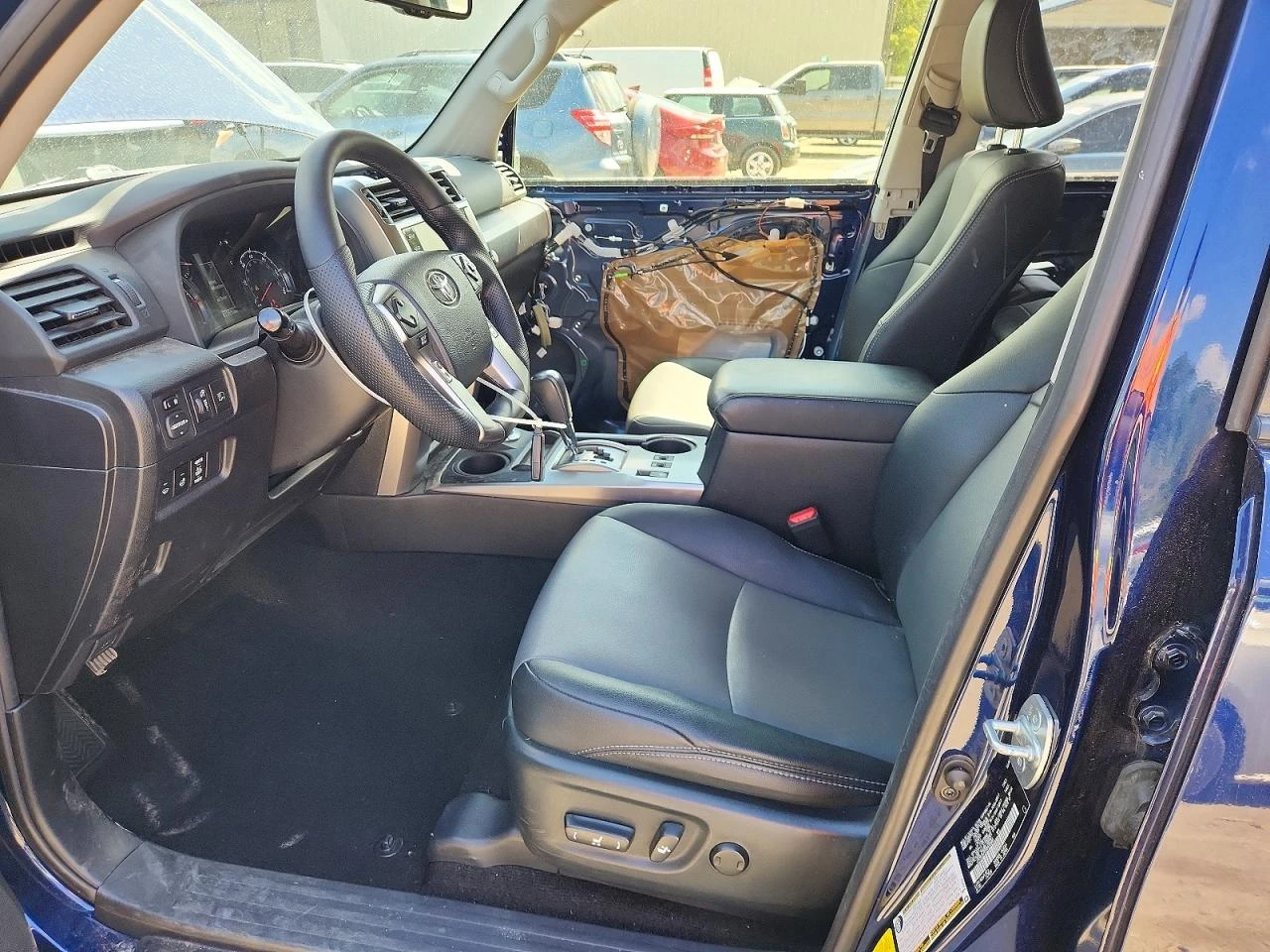 Toyota 4runner 4.0l Sr5 Premium, снимка 7 - Автомобили и джипове - 54610429