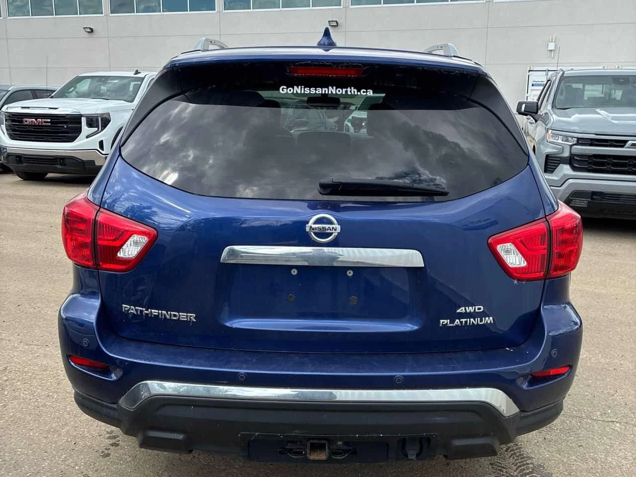 Nissan Pathfinder * Platinum * АВТОКРЕДИТ БЕЗ ПЪРВОНАЧАЛНА ВНОСКА* , снимка 4 - Автомобили и джипове - 54952327