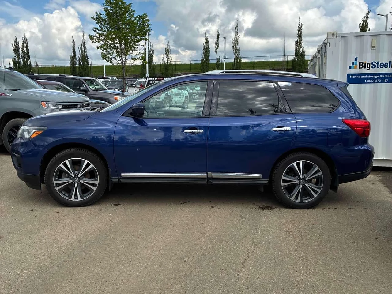 Nissan Pathfinder * Platinum * АВТОКРЕДИТ БЕЗ ПЪРВОНАЧАЛНА ВНОСКА* , снимка 2 - Автомобили и джипове - 54952327
