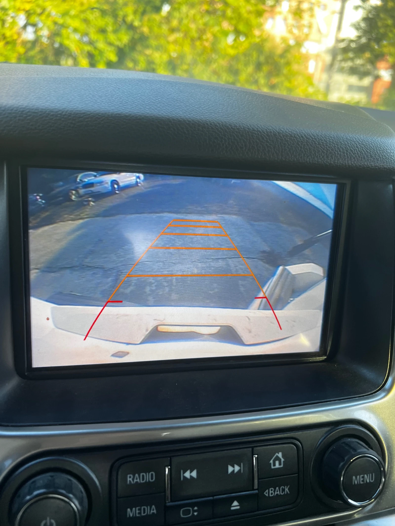 Chevrolet Suburban, снимка 11 - Автомобили и джипове - 55805196