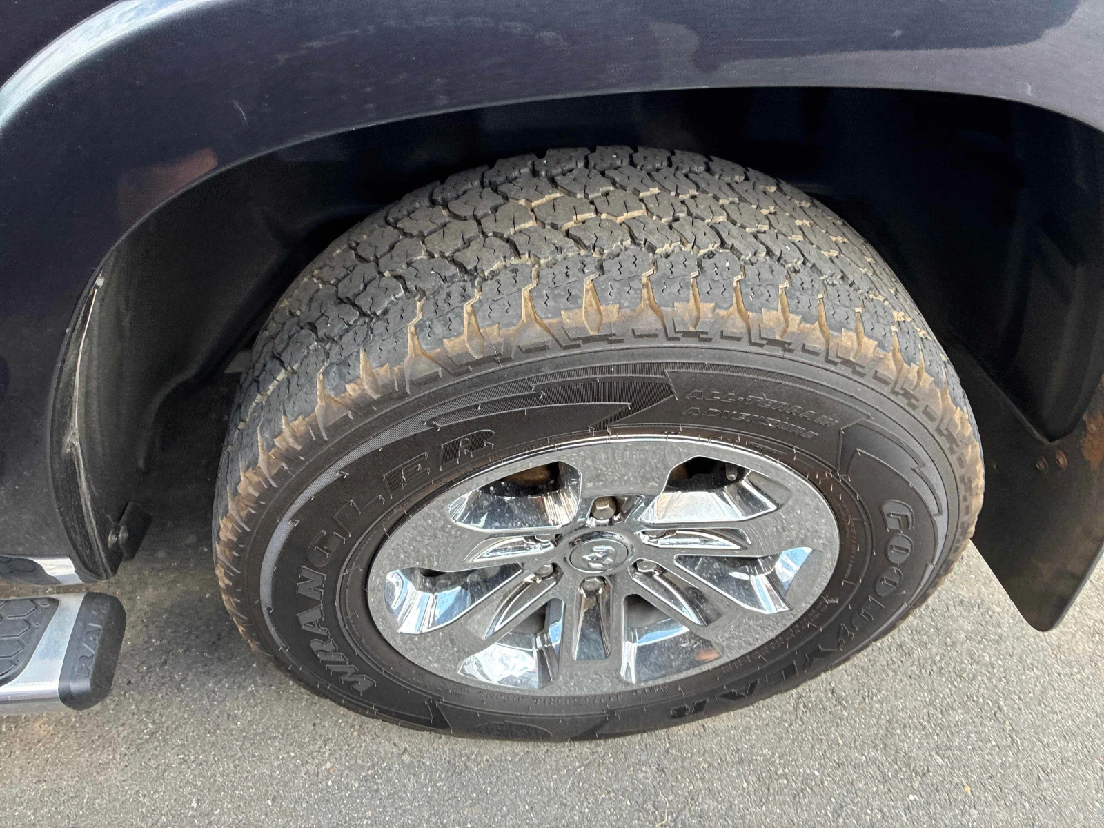 Dodge RAM 1500 Laramie / ОБДУХВАНЕ / CARFAX / АВТОКРЕДИТ , снимка 14 - Автомобили и джипове - 55884108