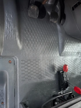 Iveco 35c13 3-стр самосвал с кран, снимка 16