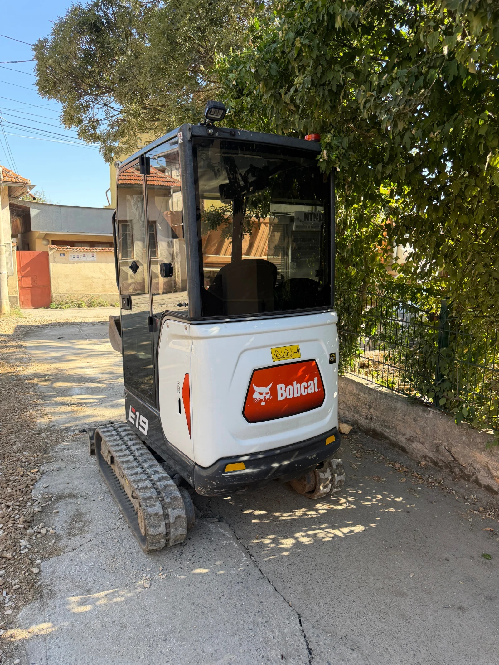 Багер Bobcat E19, снимка 2 - Индустриална техника - 56087704