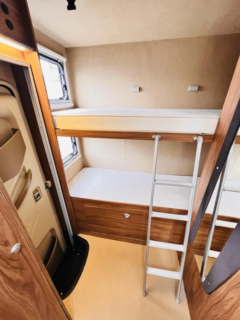 Кемпер Rapido Itineo 740, 6 местен, Клима, Инвертор, снимка 10 - Каравани и кемпери - 53447915