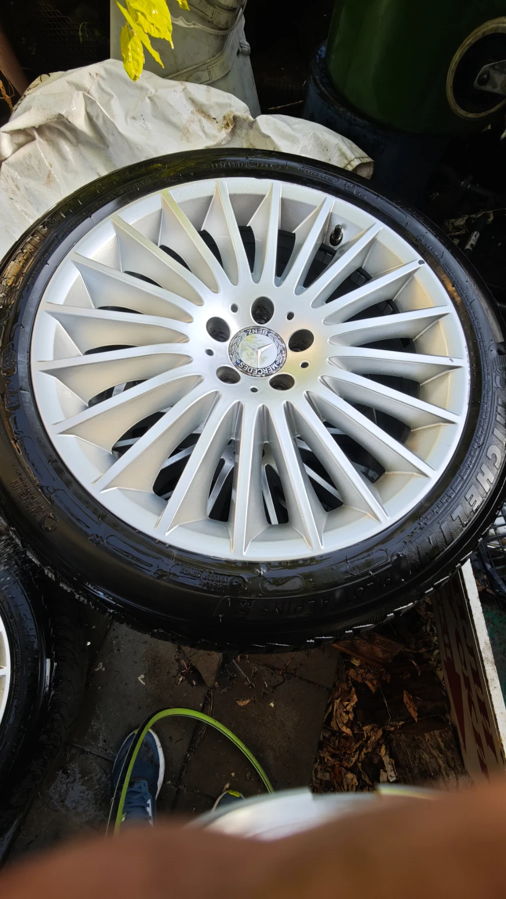 Гуми с джанти Michelin 245/45R19, снимка 2 - Гуми и джанти - 55985775
