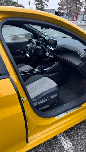 Peugeot 208 GT+ | ПАНОРАМА | ГАРАНЦИЯ | НОВИ ГУМИ | FAST CHARG, снимка 6