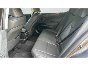 Lexus ES 300 Месечна вноска от 1169 лв. - 78990 лв. / 40386.95 € - 25697316 11