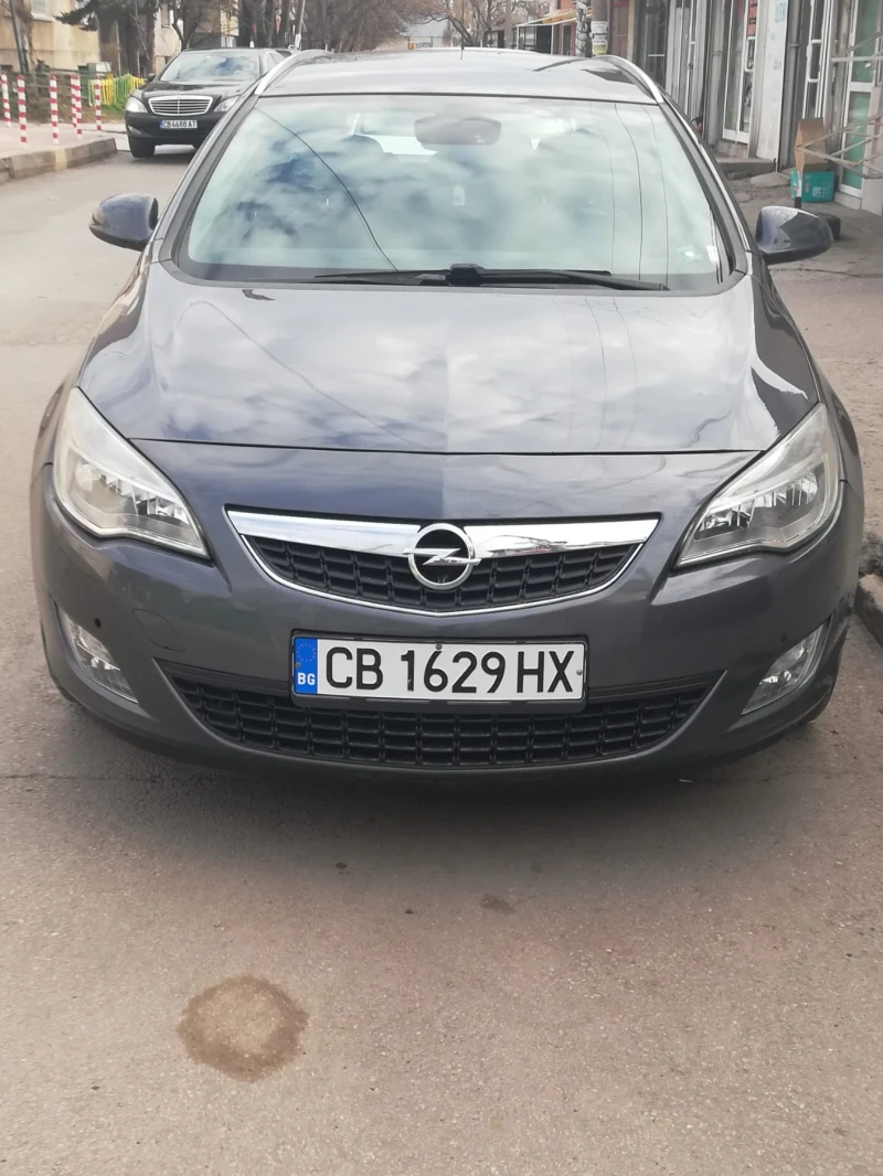 Opel Astra, снимка 1 - Автомобили и джипове - 47303296