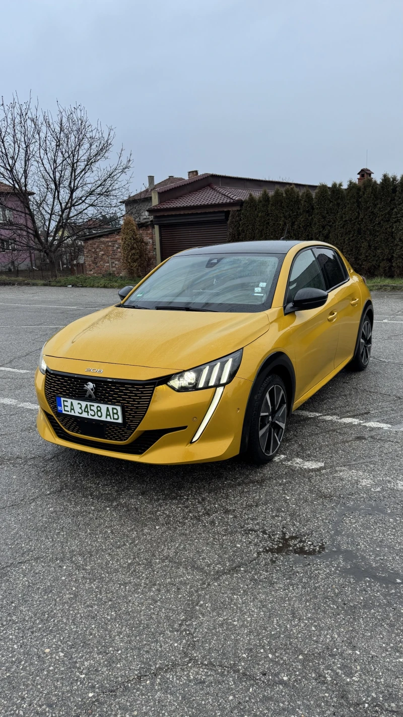 Peugeot 208 GT Plus + , снимка 1 - Автомобили и джипове - 48498978