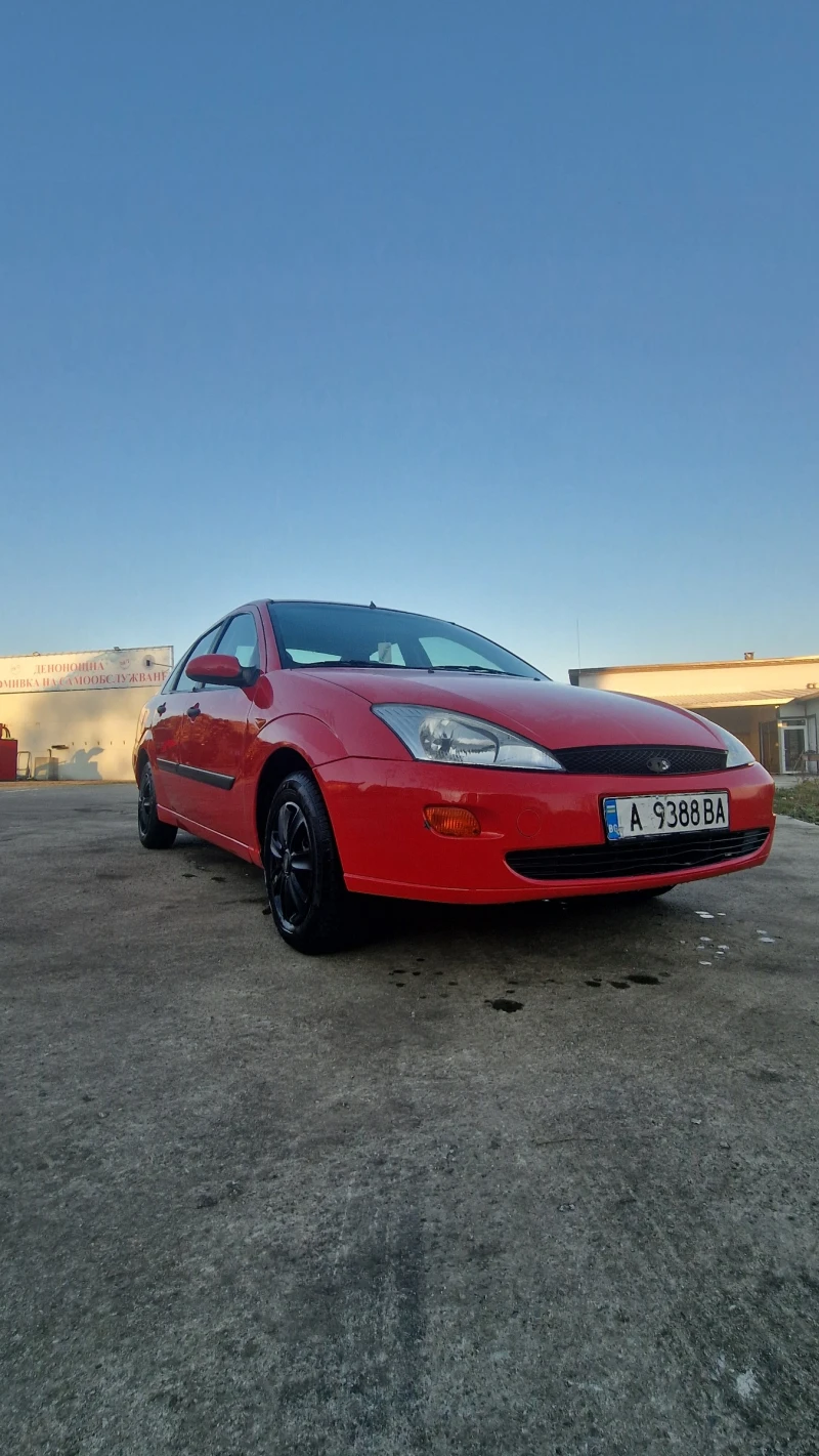 Ford Focus 1.6i, снимка 3 - Автомобили и джипове - 48852803