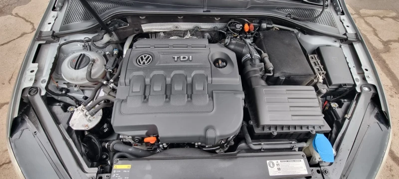 VW Golf 2.0 TDI 150k.c UNIKAT ITALIA EURO 5B , снимка 16 - Автомобили и джипове - 49485059