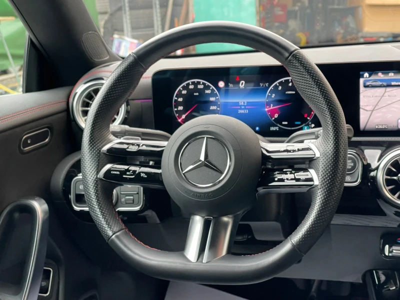 Mercedes-Benz CLA 180 AMG* KEYLESS* LED* ГАРАНЦИЯ ДО 12.2026г, снимка 10 - Автомобили и джипове - 52052356