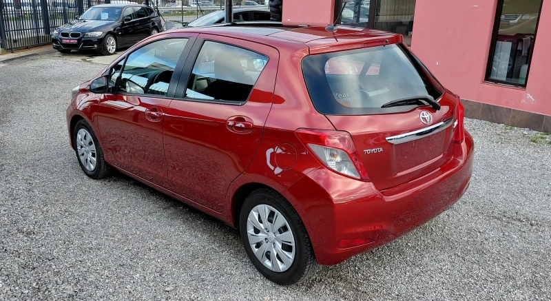 Toyota Yaris 1.4D, euro 5, CAMERA, NAVI, PANORAMA, снимка 7 - Автомобили и джипове - 52697773