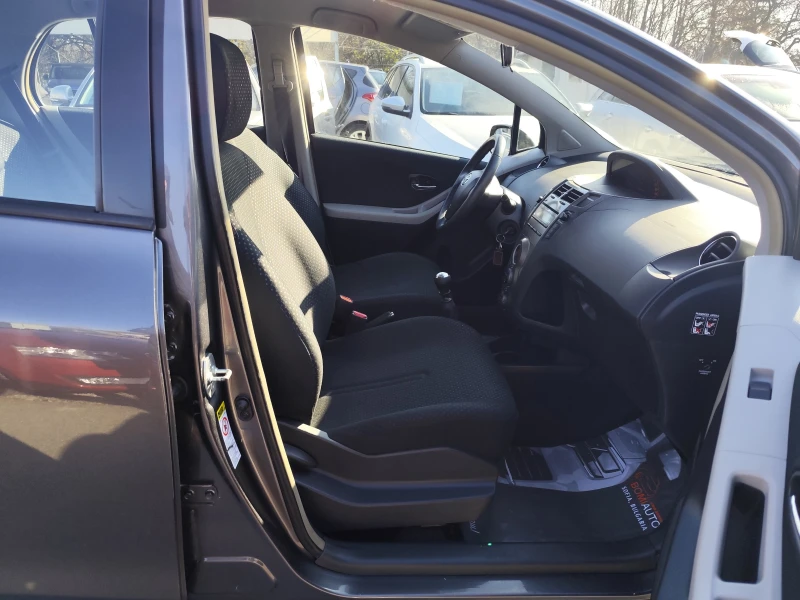 Toyota Yaris 1.4D4D* 105 000км.* KLIMATRONIK* , снимка 11 - Автомобили и джипове - 52801083