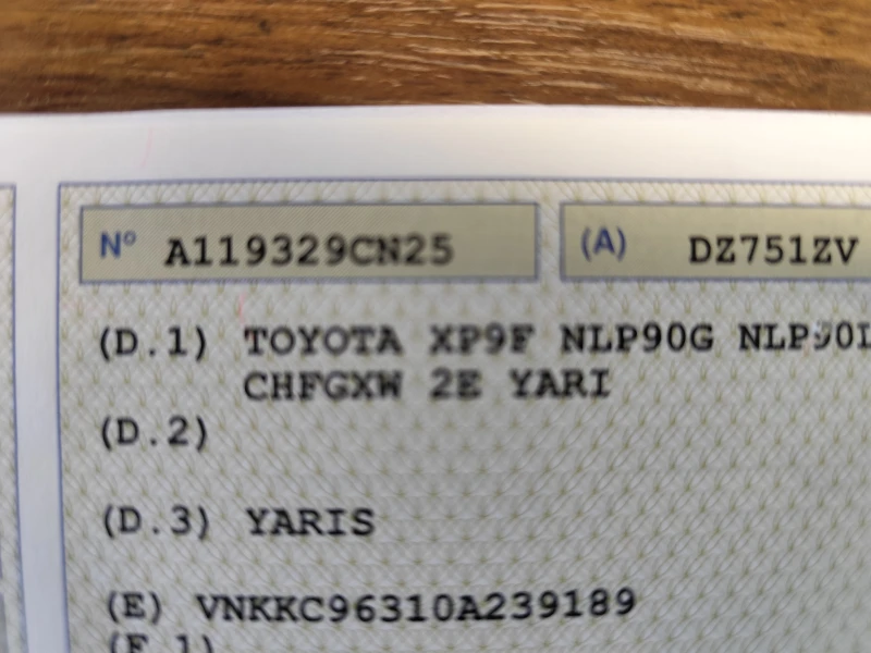 Toyota Yaris 1.4D4D* 105 000км.* KLIMATRONIK* , снимка 15 - Автомобили и джипове - 52801083