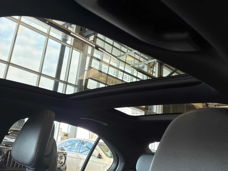 Mercedes-Benz C 300 * CARFAX * ЦЕНА ДО БГ, снимка 14 - Автомобили и джипове - 53383758