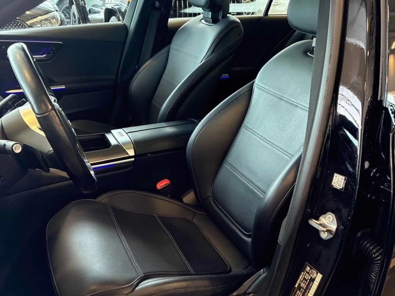 Mercedes-Benz C 300 * CARFAX * ЦЕНА ДО БГ, снимка 12 - Автомобили и джипове - 53383758