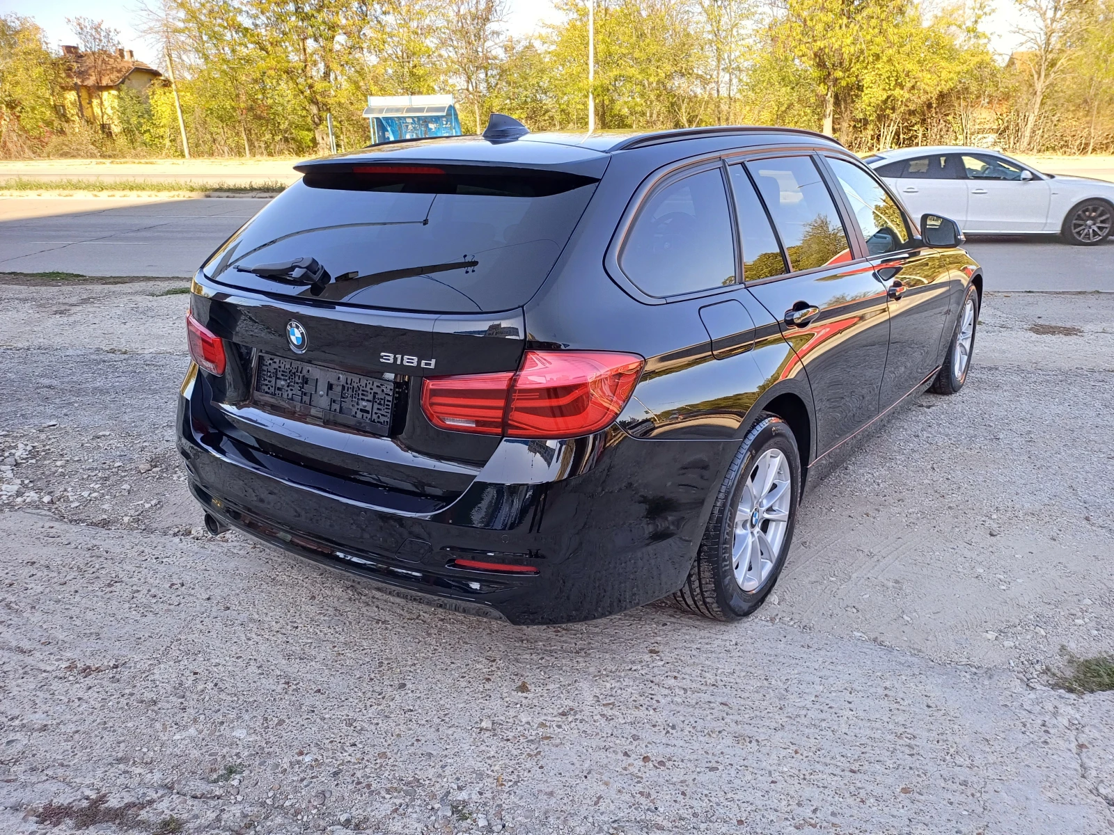 BMW 318 NAVI, LED, 150K.S - изображение 5