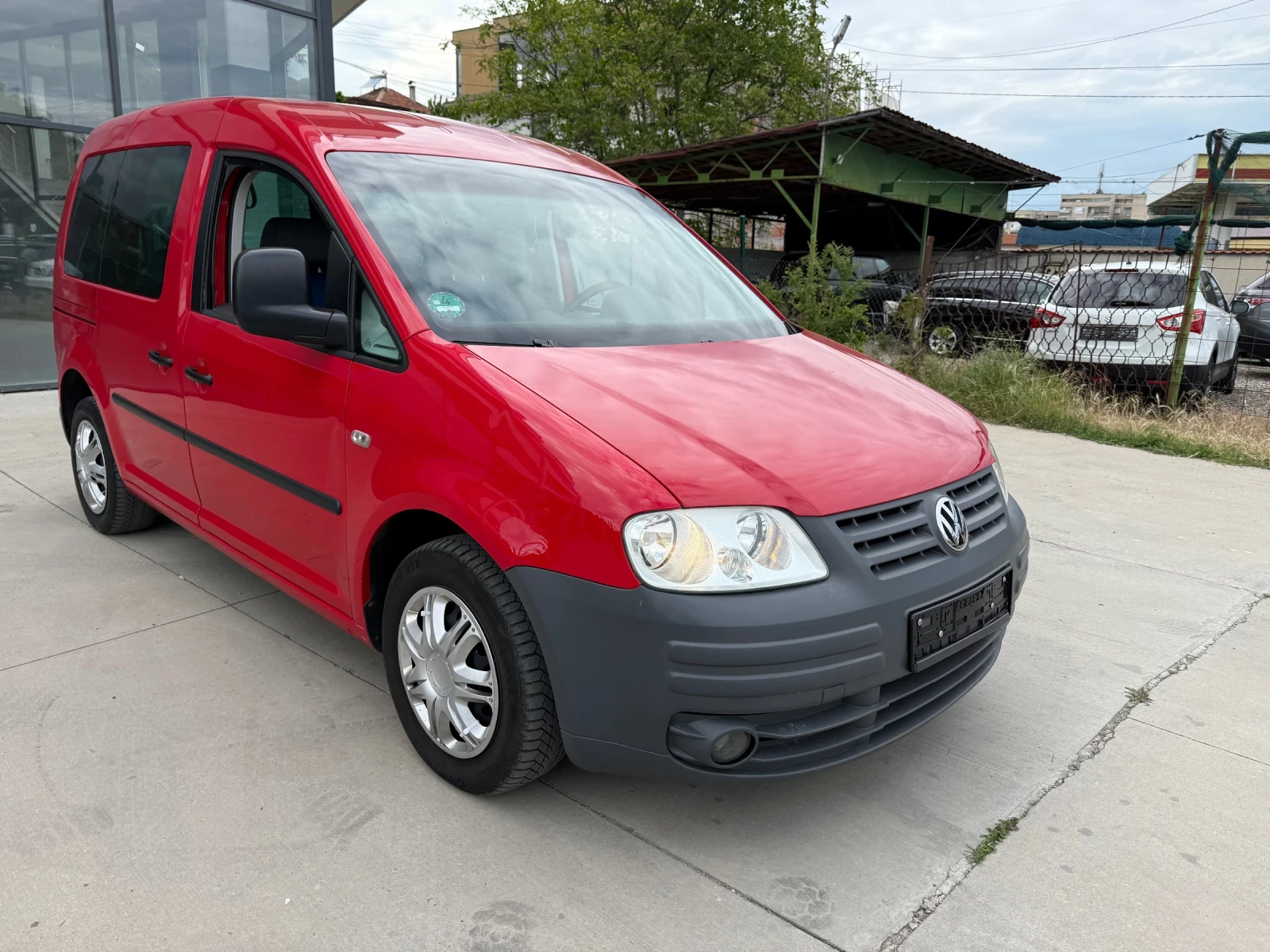 VW Caddy Life - изображение 8