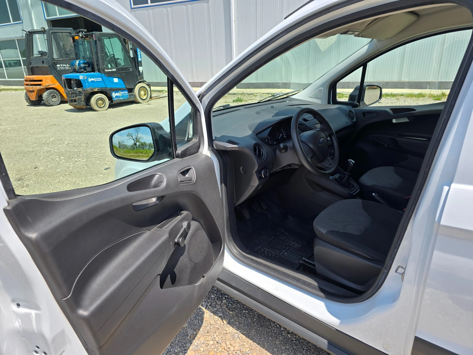 Ford Courier  - изображение 7
