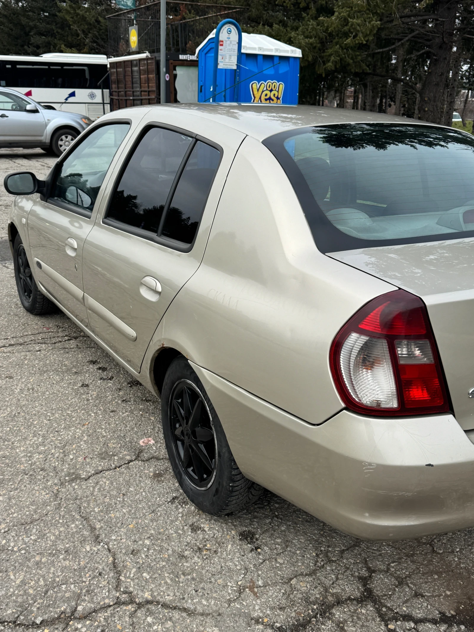 Renault Symbol 1.4 Газ.инж климатроник - изображение 4