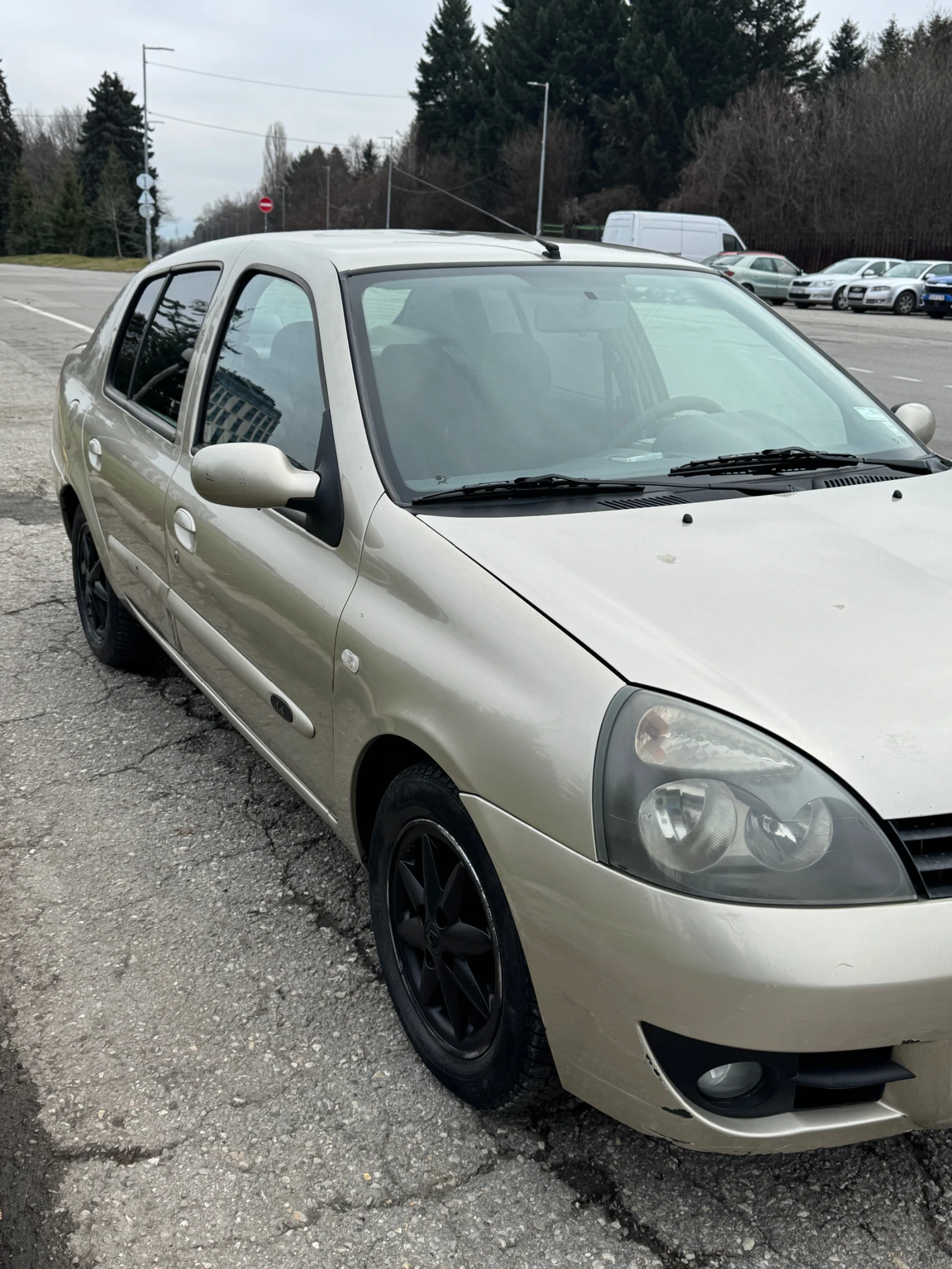 Renault Symbol 1.4 Газ.инж климатроник - изображение 8