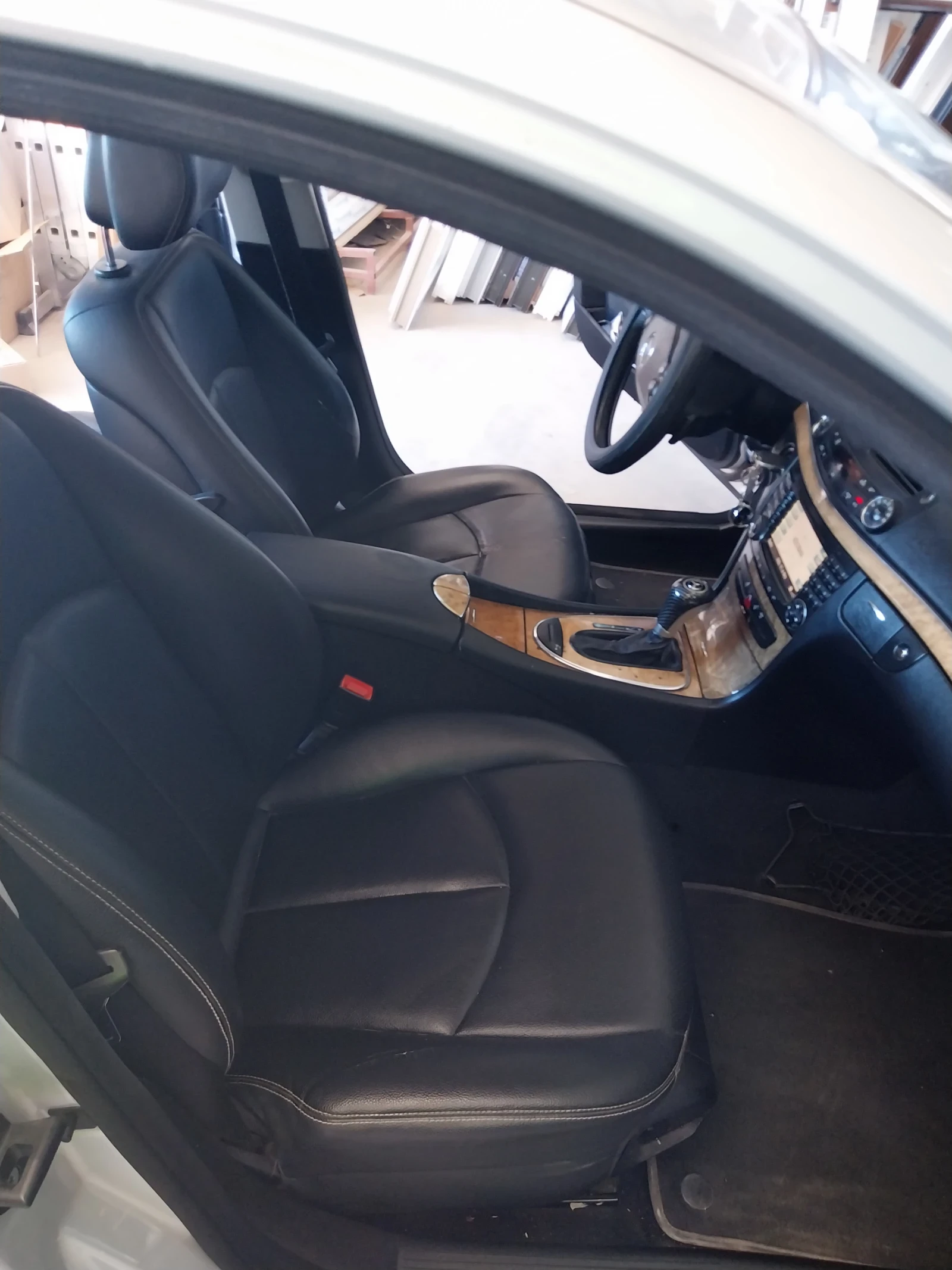 Mercedes-Benz E 280  - изображение 9