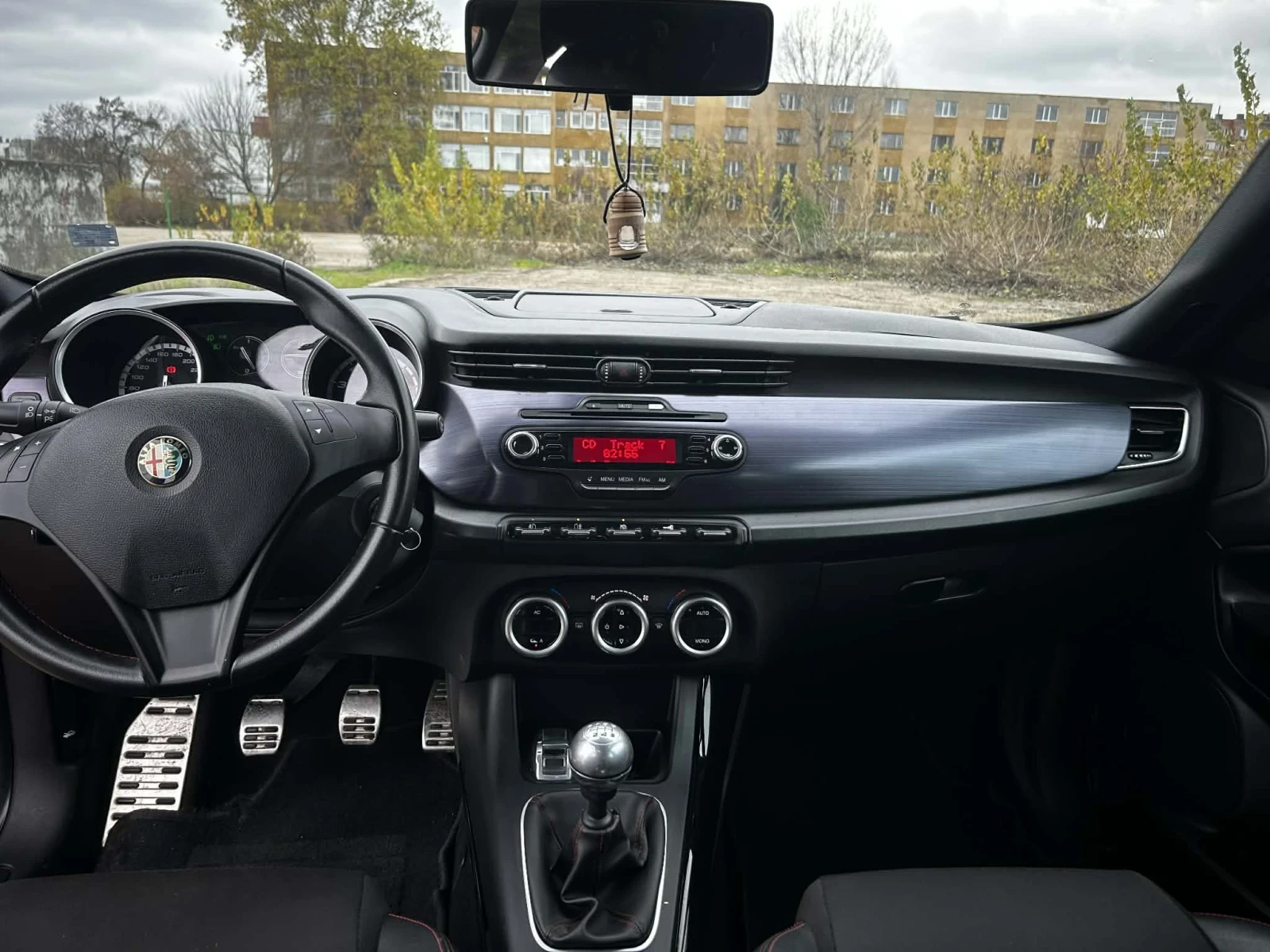 Alfa Romeo Giulietta | Mobile.bg   11