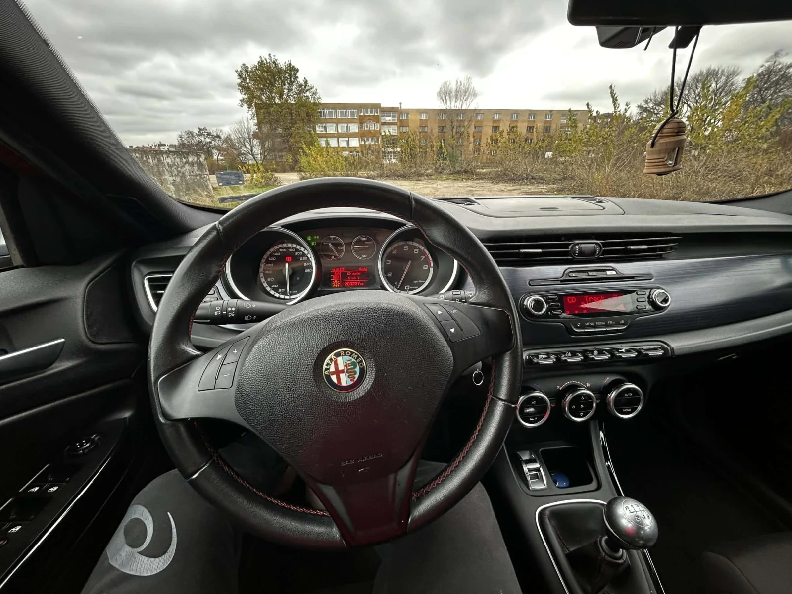 Alfa Romeo Giulietta | Mobile.bg   9
