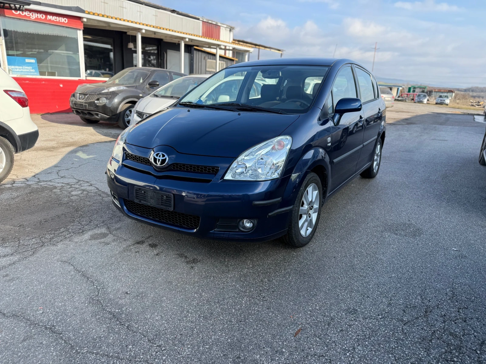 Toyota Corolla verso 1.6I* 120000KM!!! | Mobile.bg � ����������� 1