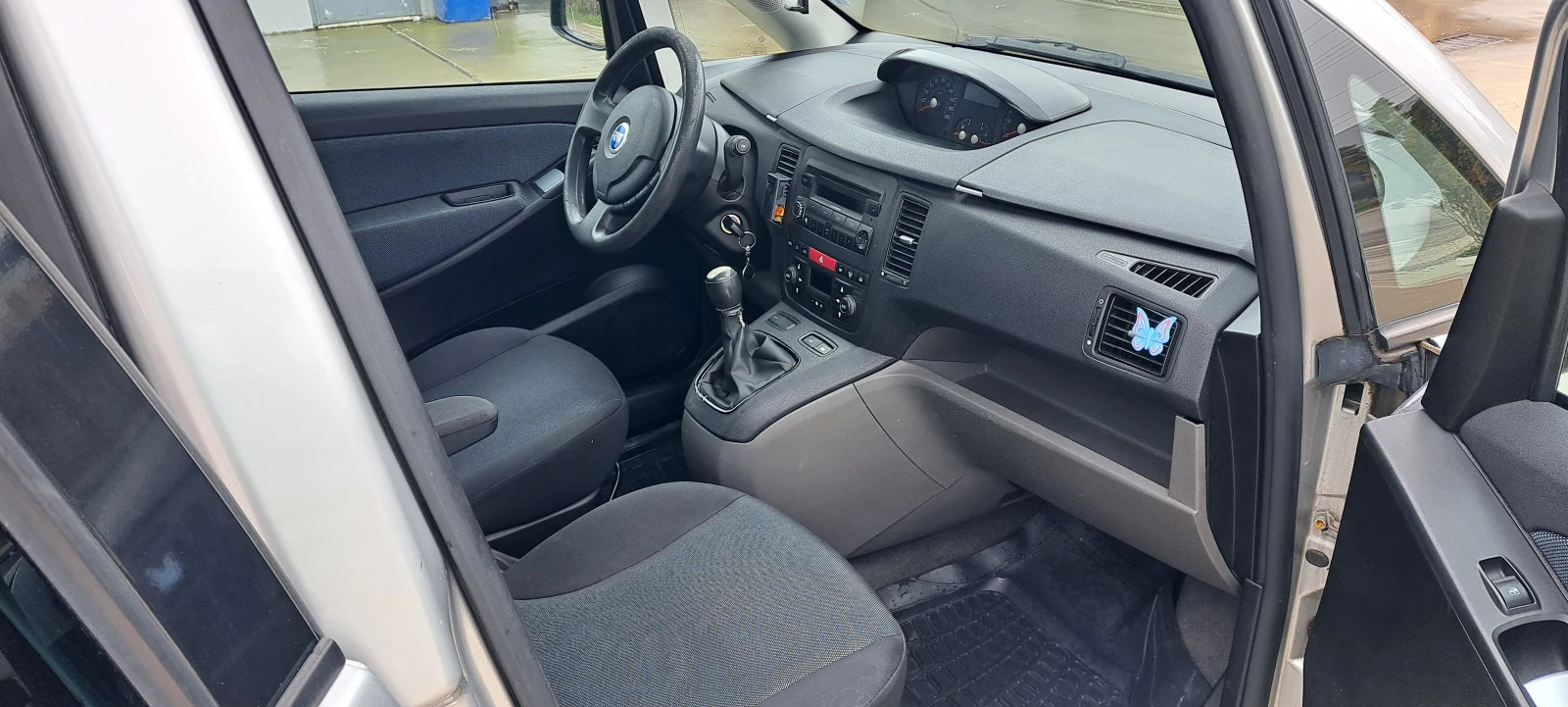 Fiat Idea, снимка 11 - Автомобили и джипове - 53733407