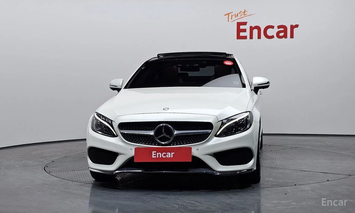 Mercedes-Benz C 200 * AMG* ШИБИДАХ* КОЖА* HEAD-UP* CAMERA* FULL*  - изображение 3