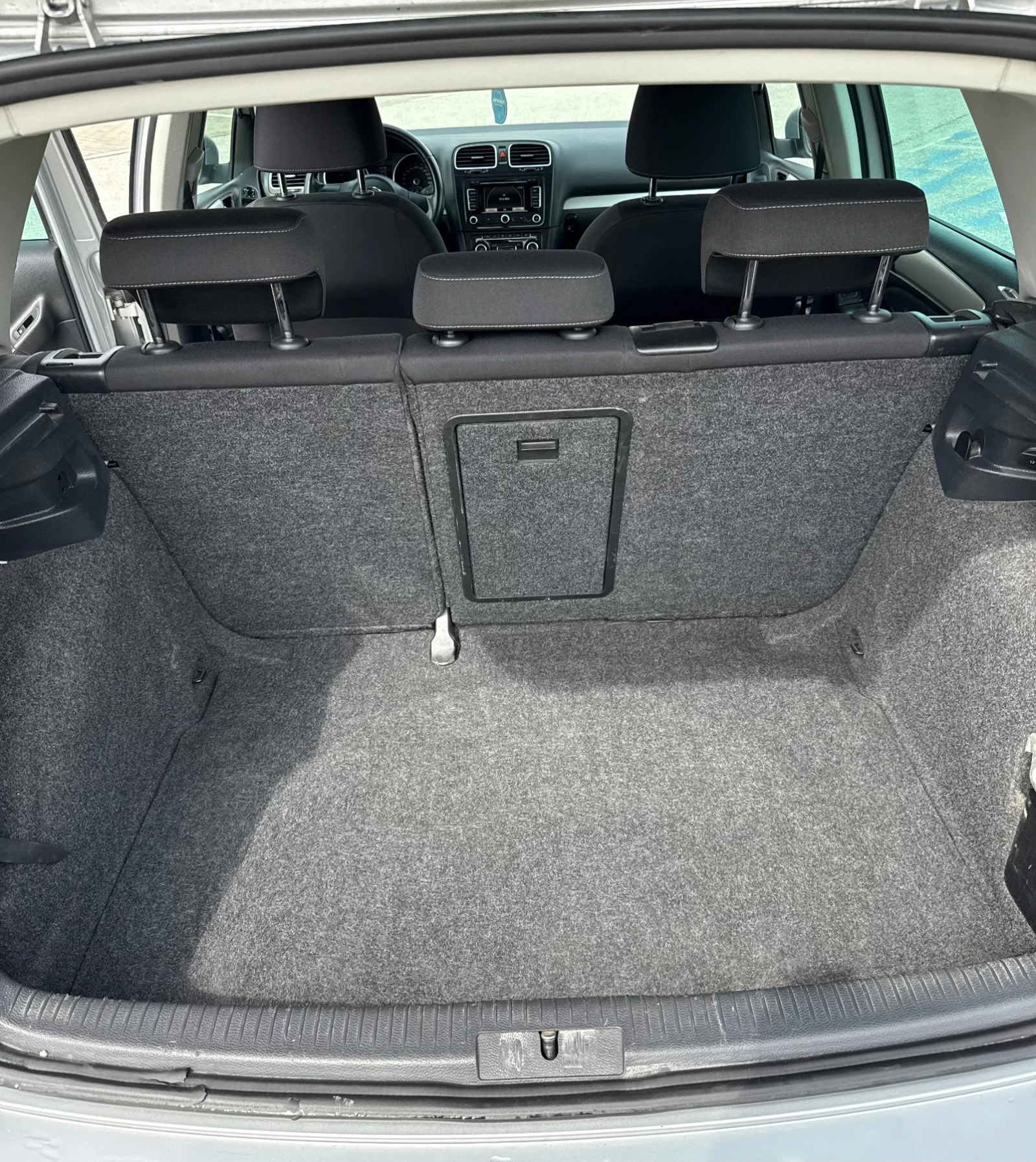 VW Golf, снимка 11 - Автомобили и джипове - 54231545