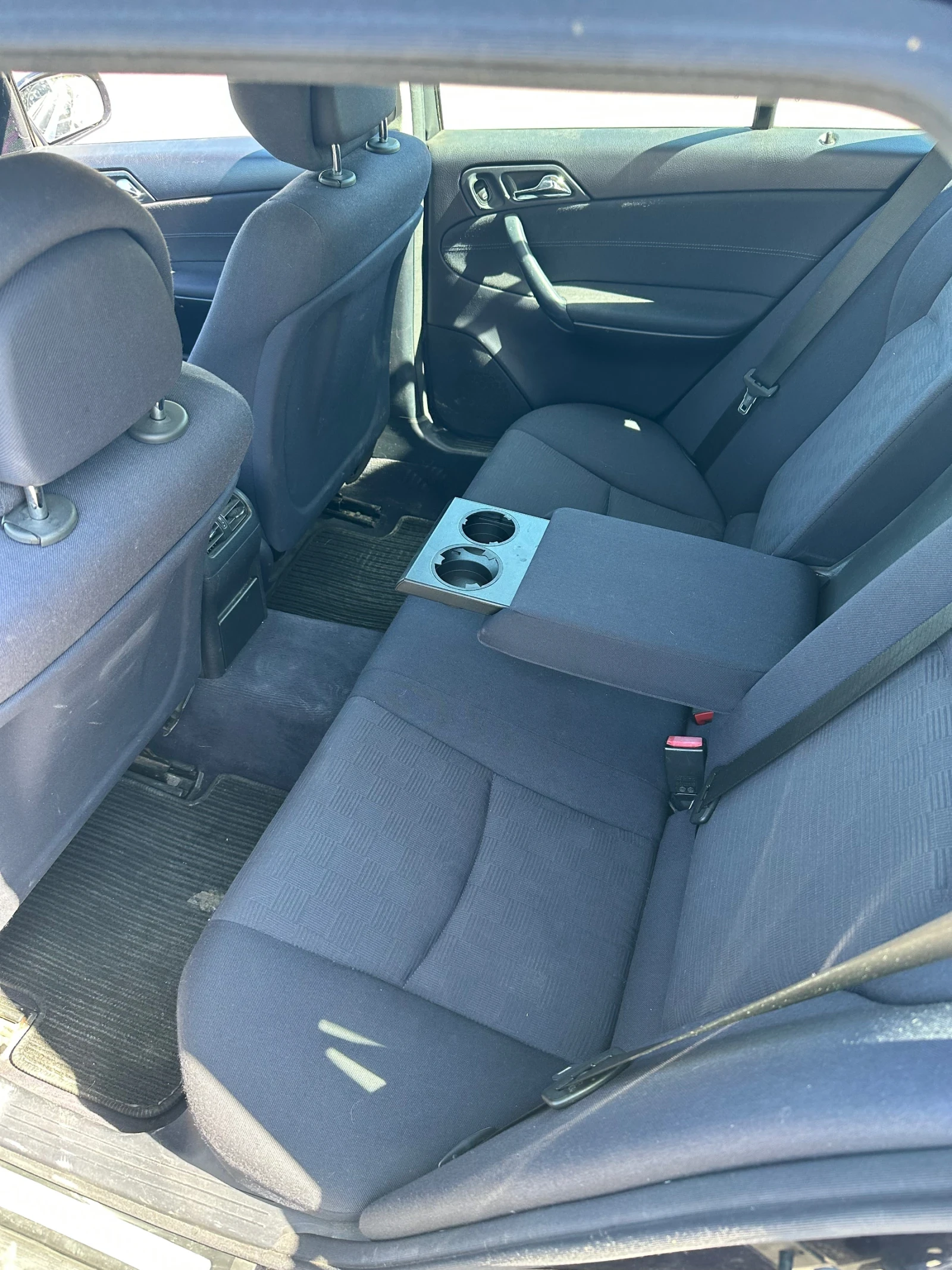 Mercedes-Benz C 200, снимка 9 - Автомобили и джипове - 54317754