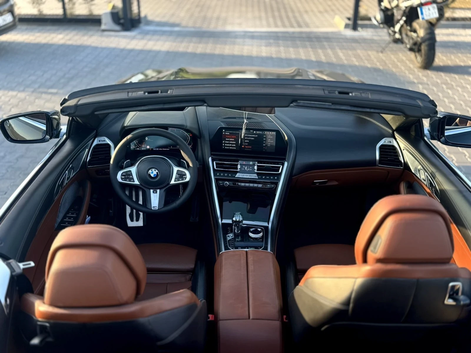 BMW 840 B&W INDIVIDUAL FULL, снимка 12 - Автомобили и джипове - 54323707