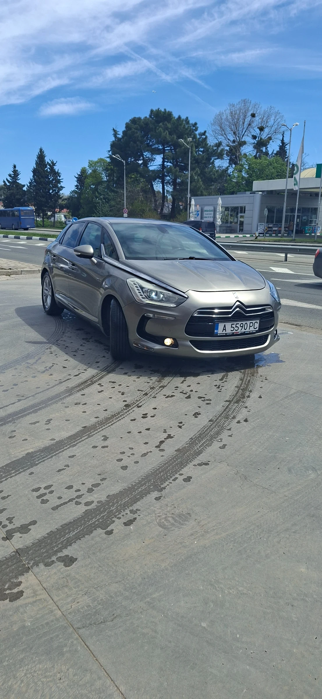 Citroen DS5 2.0 disel/hybrid , снимка 2 - Автомобили и джипове - 54373504