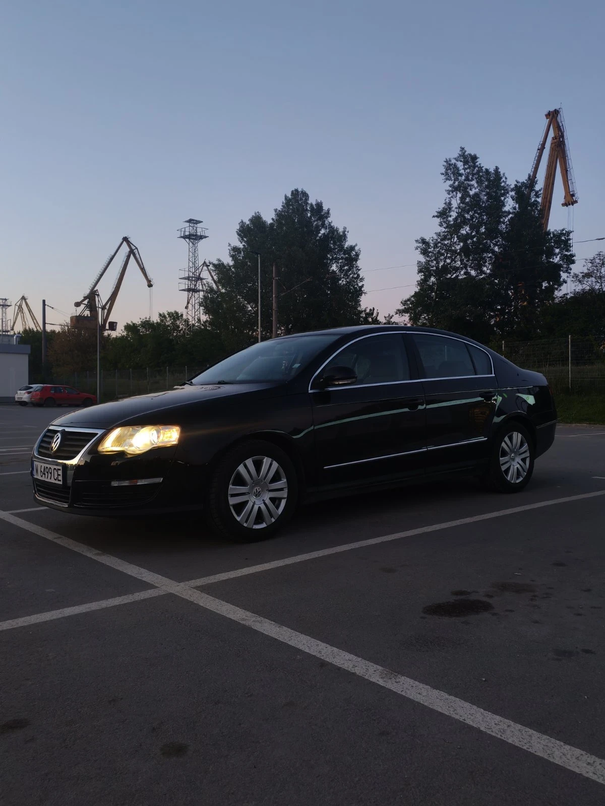 VW Passat, снимка 8 - Автомобили и джипове - 54409752