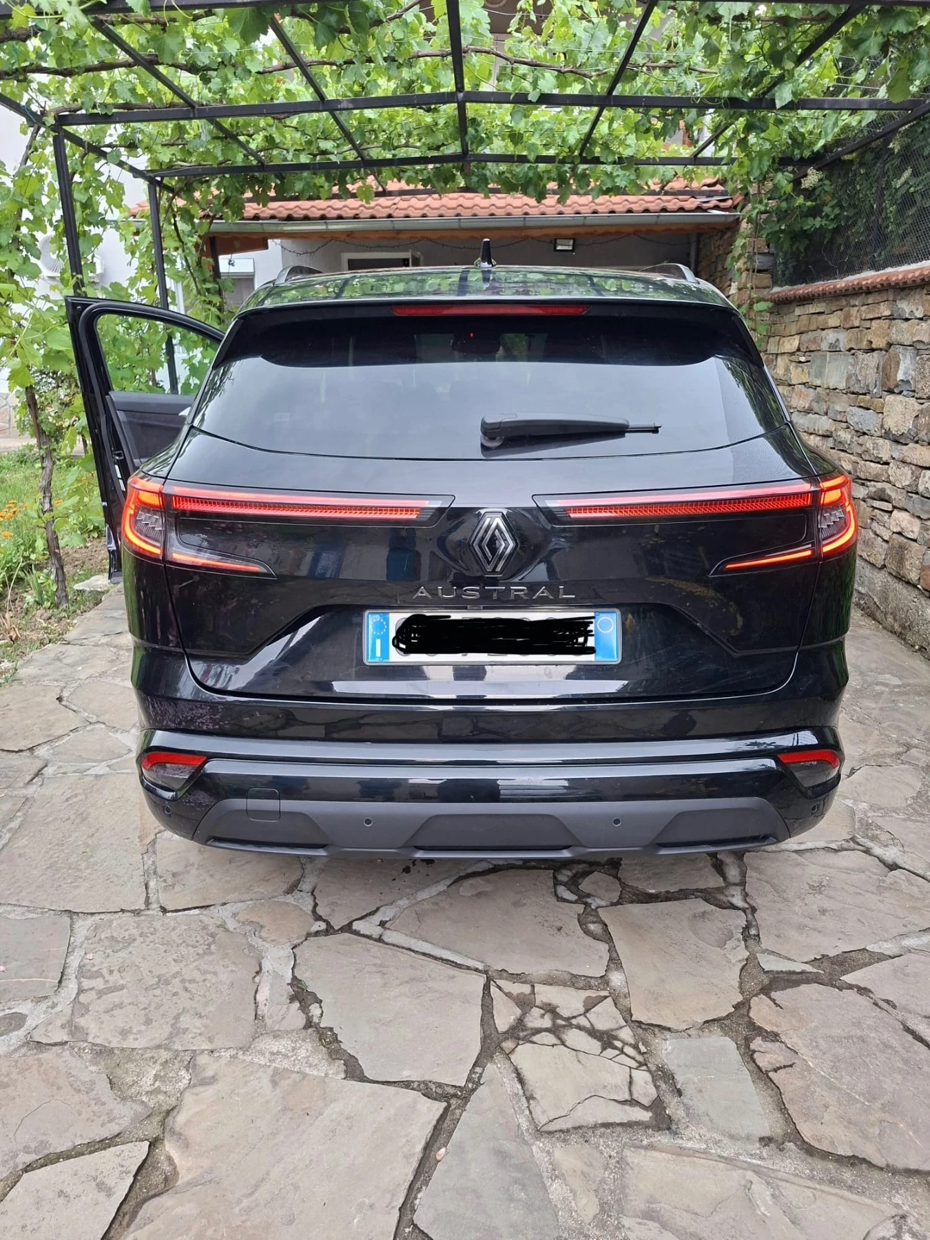 Renault Austral 1.3 TCE mild hybrid, снимка 2 - Автомобили и джипове - 54853529