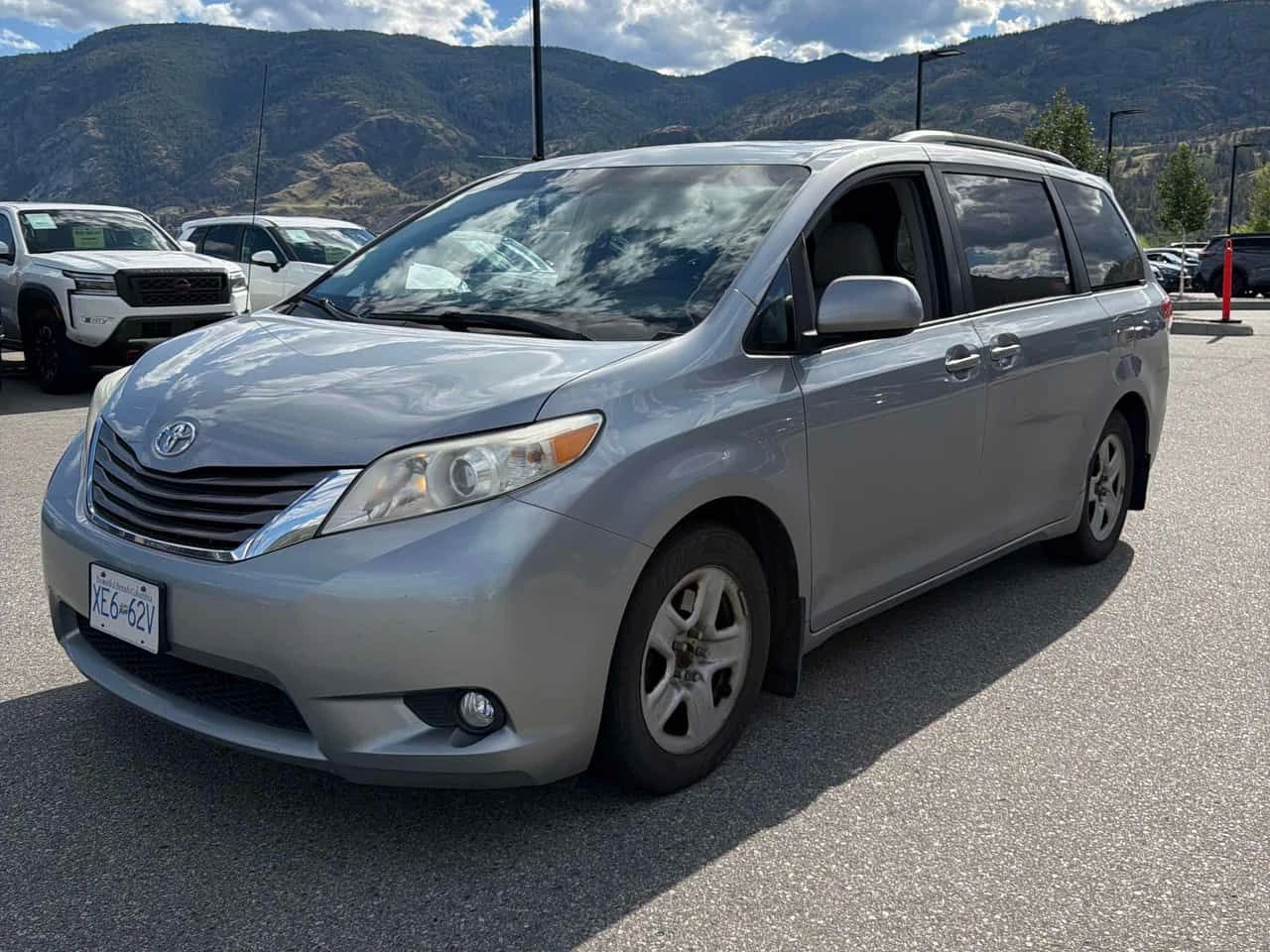 Toyota Sienna * XLE * АВТОКРЕДИТ БЕЗ ПЪРВОНАЧАЛНА ВНОСКА* 