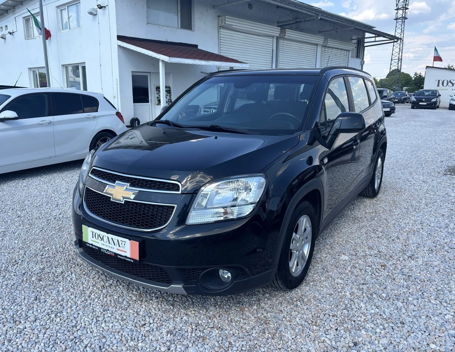 Chevrolet Orlando 2.0D* Navi* 7 места* Лизинг, снимка 2 - Автомобили и джипове - 55049250