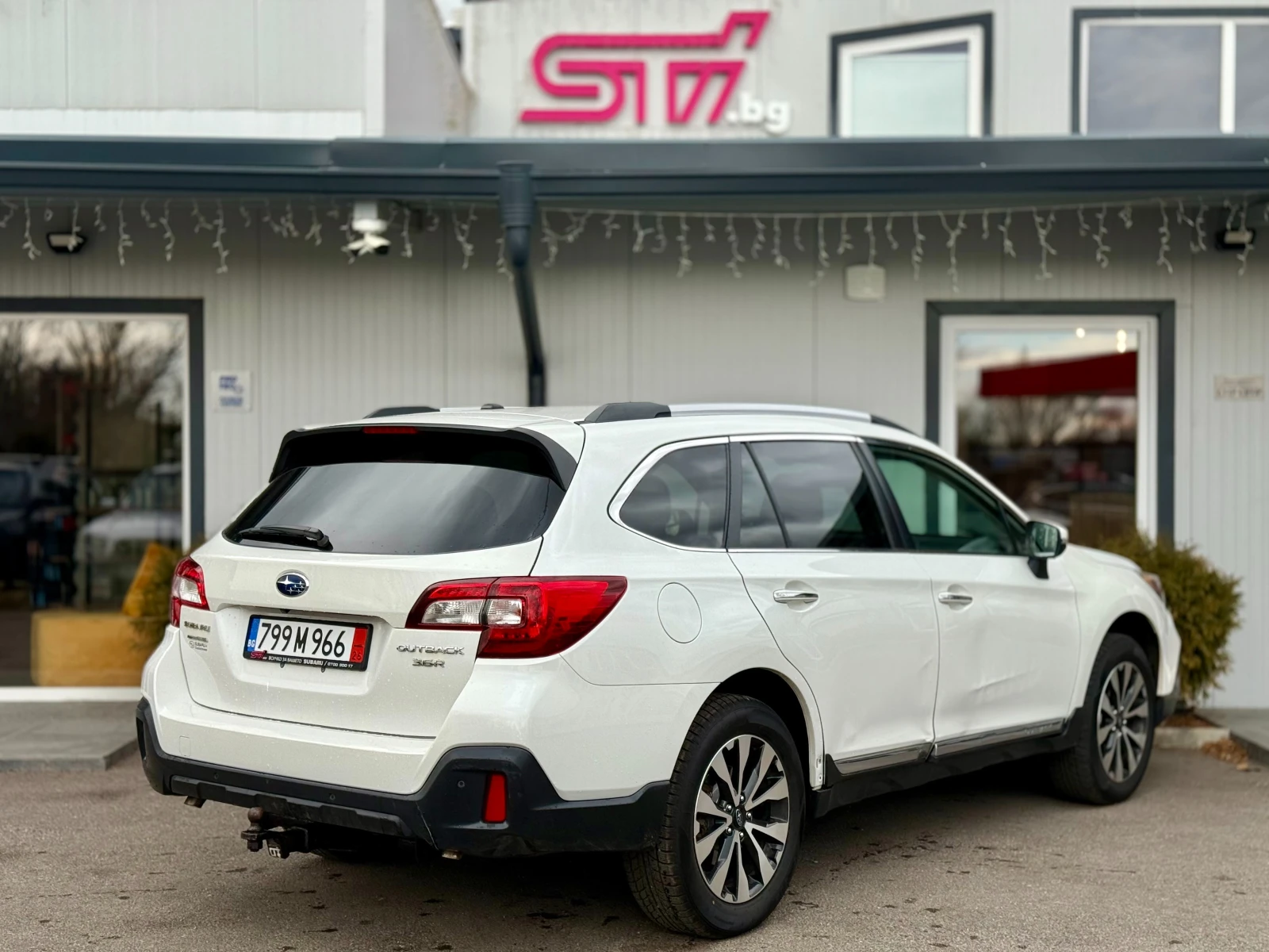 Subaru Outback 3.6R* Touring, снимка 5 - Автомобили и джипове - 55108714