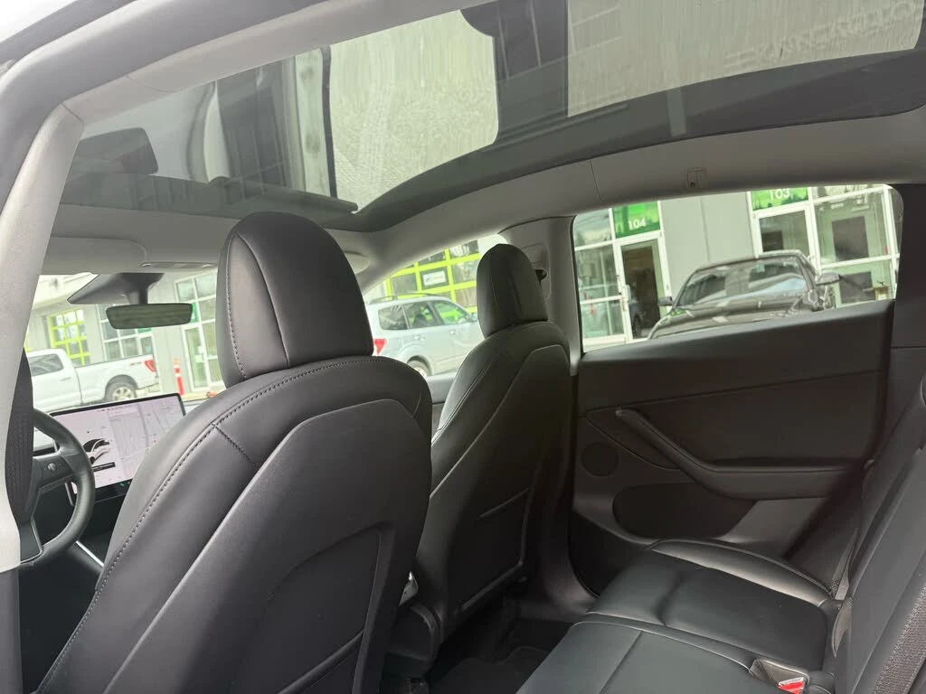 Tesla Model Y SPECIAL/PANORAMA/360CAM/#УНИКАТ# !FULL!, снимка 9 - Автомобили и джипове - 55121117