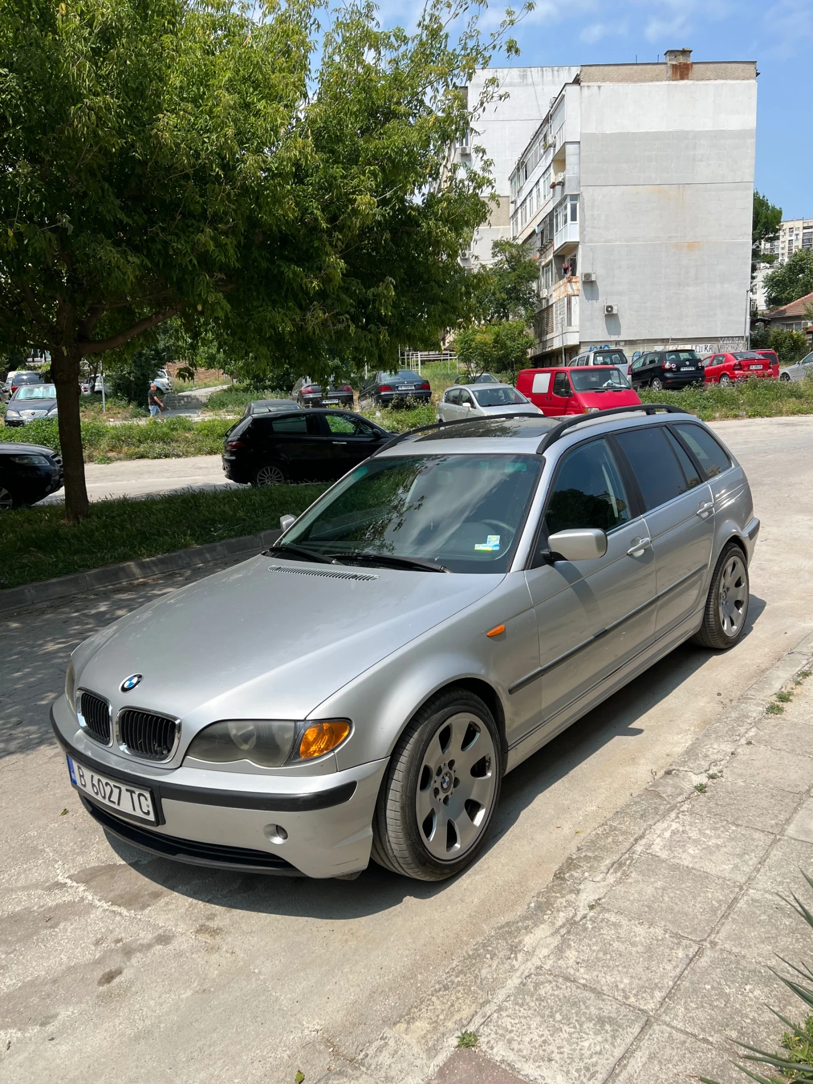 BMW 323