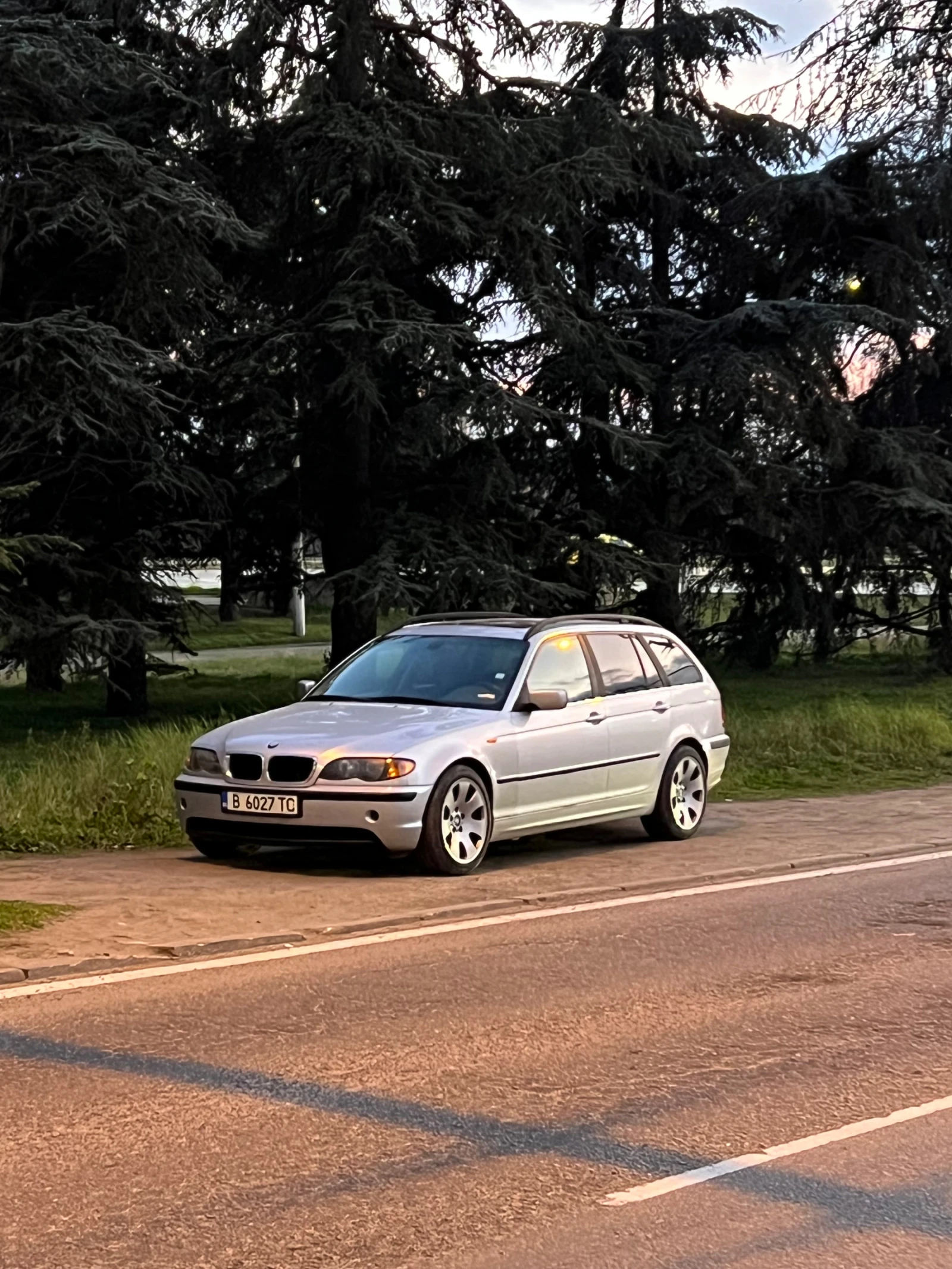 BMW 323, снимка 12 - Автомобили и джипове - 55154924